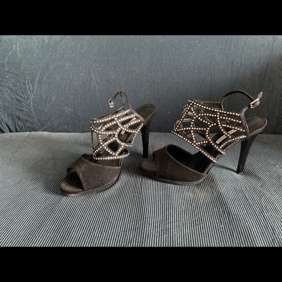 Caparros black pumps - Picture 1 of 1